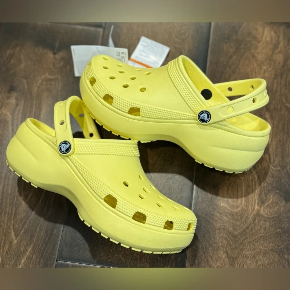 Crocs Classic Platform Clogs New- - Picture 3 of 16